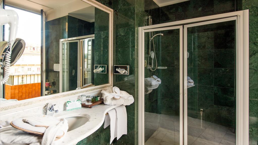 Deluxe Double Room,434750301:JPEG